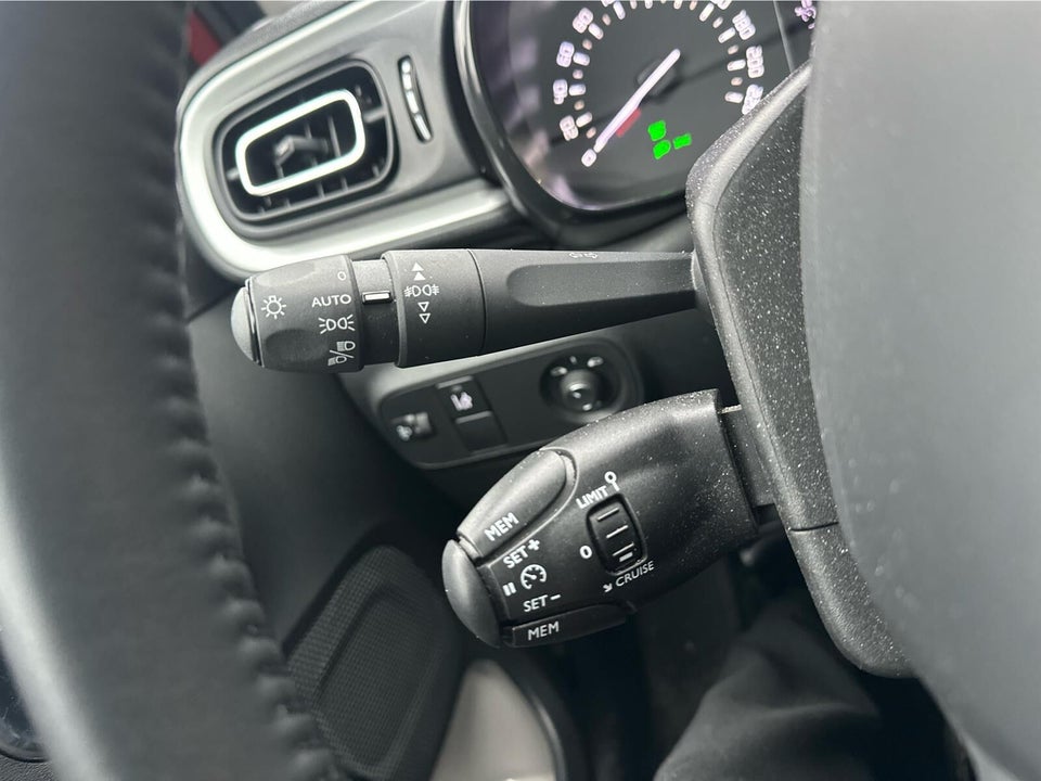 Citroën C3 1,2 PureTech 82 Triumph 5d