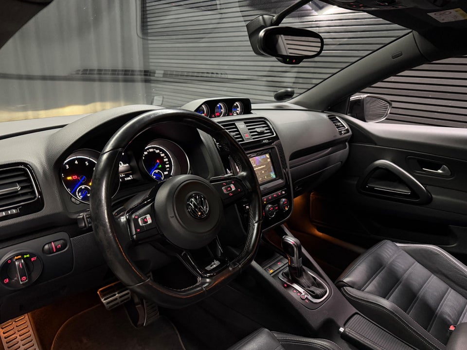 VW Scirocco 2,0 TSi 280 R DSG Van 3d