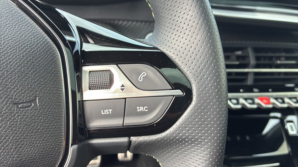 Peugeot e-208 54 GT Pack 5d