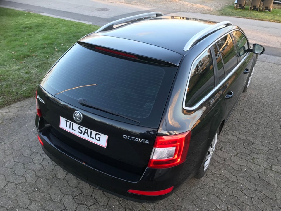 Skoda Octavia 1,4 TSi 140 Elegance Combi 5d