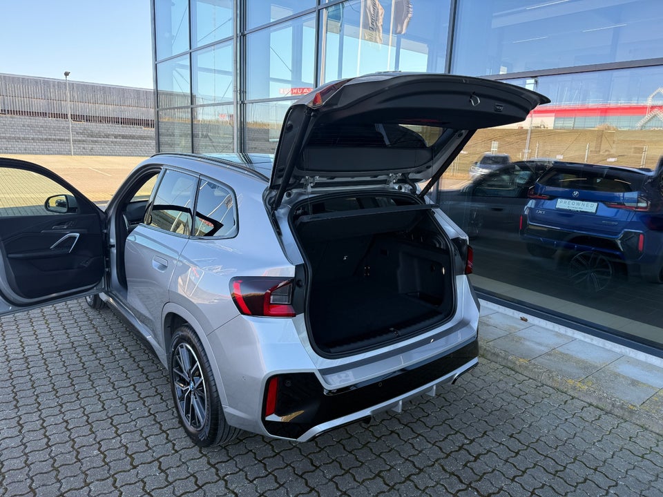 BMW iX1 eDrive20 M-Sport 5d