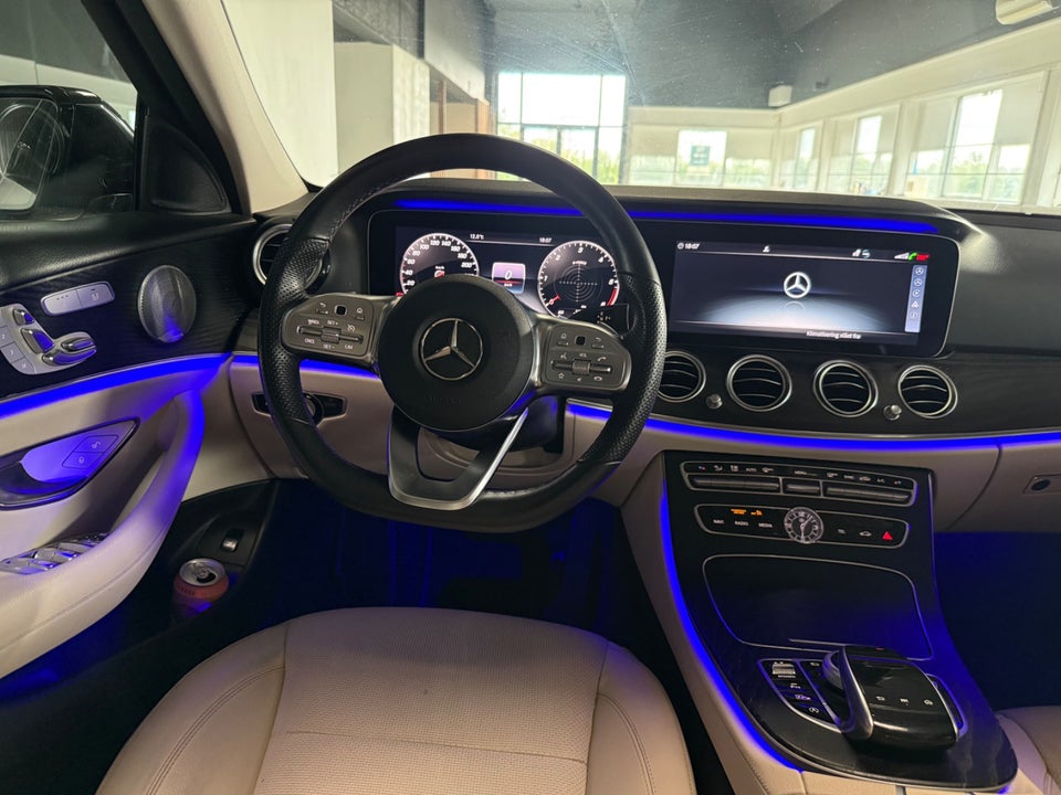 Mercedes E220 d 2,0 AMG Line aut. 4d