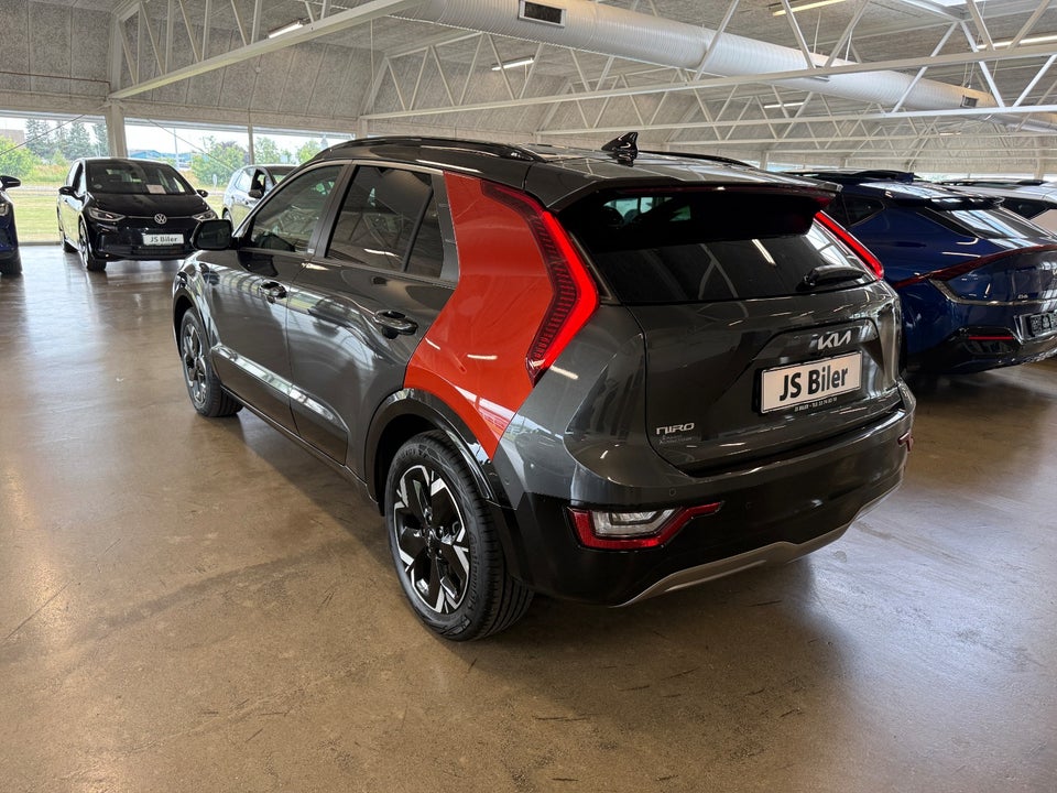 Kia Niro 64 EV Upgrade 5d