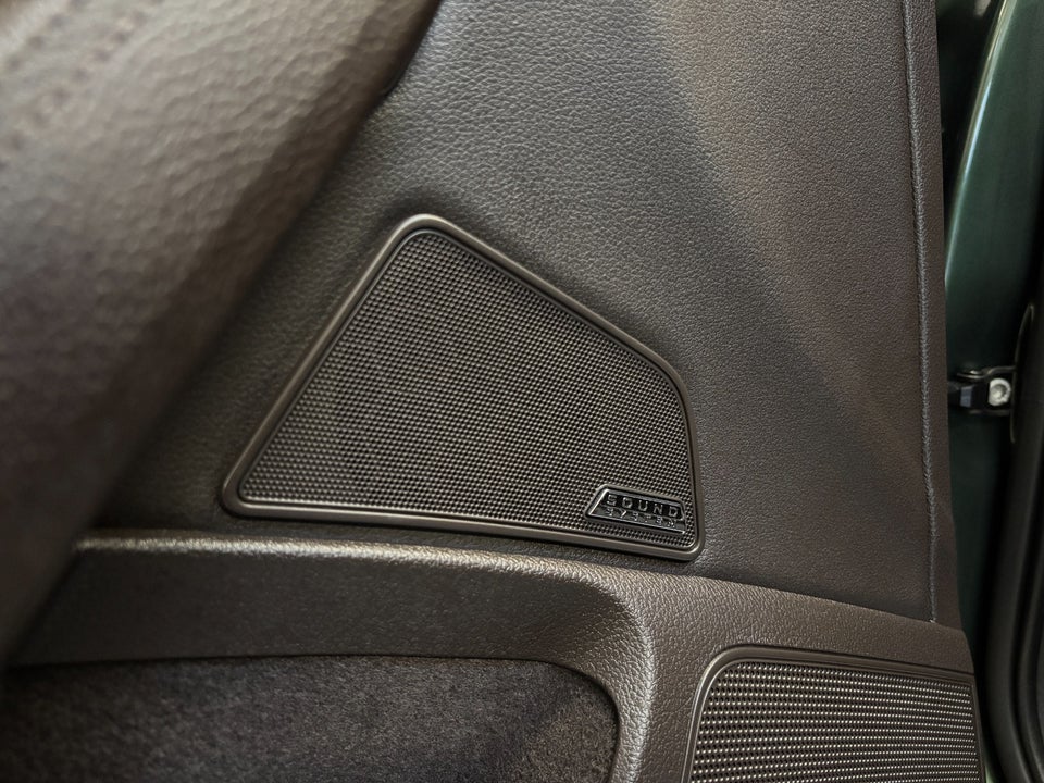 Skoda Superb 1,4 TSi iV Laurin & Klement Combi DSG 5d