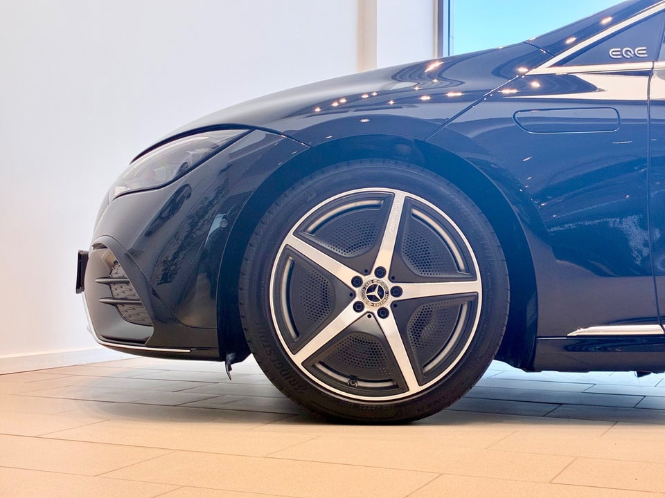 Mercedes EQE350 AMG Line 4d