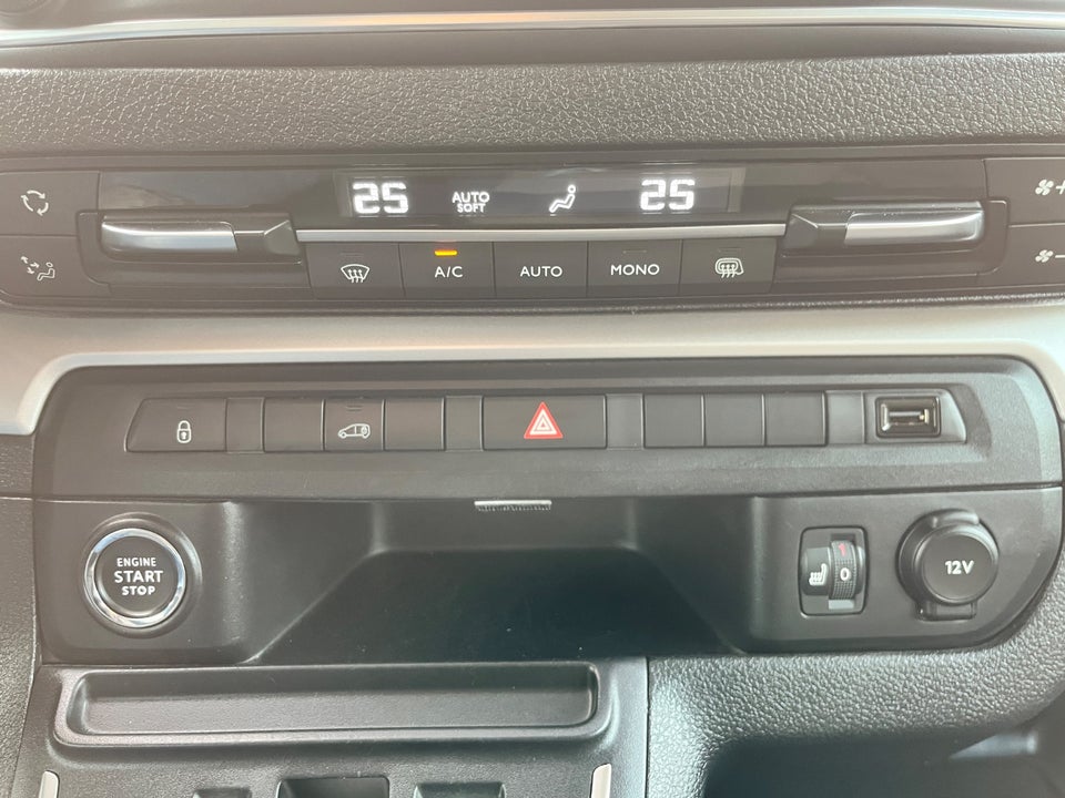 Peugeot e-Expert 75 L3 Ultimate Van