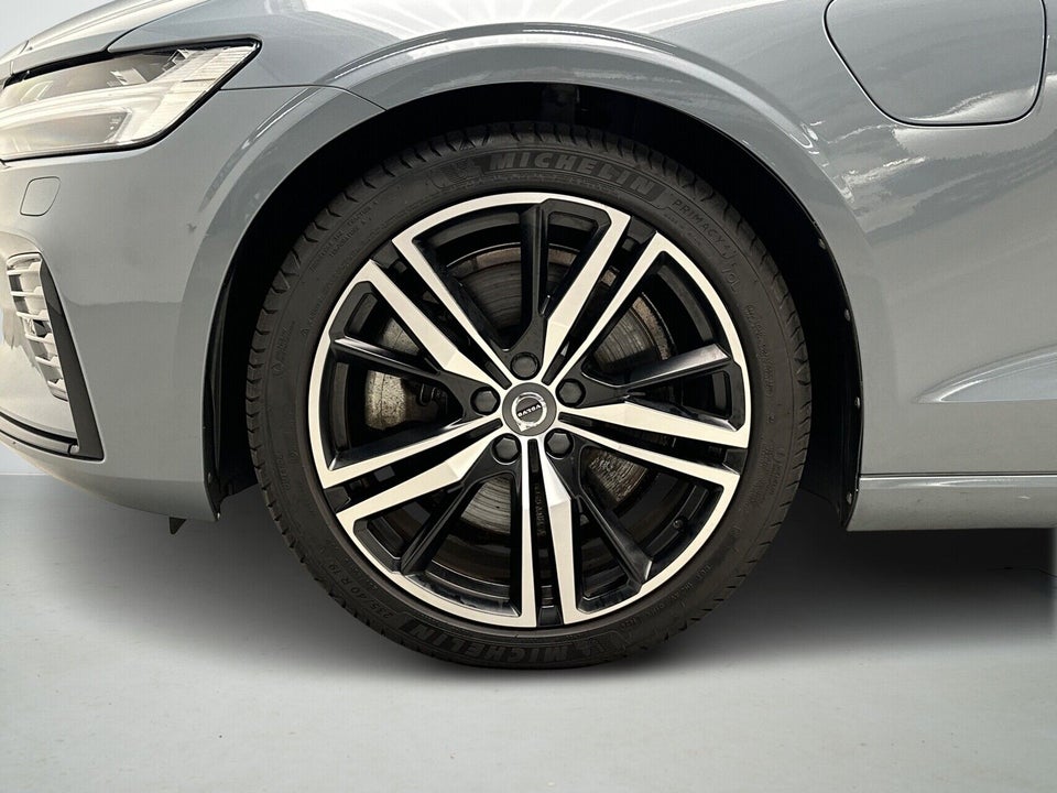 Volvo V60 2,0 T6 ReCharge R-Design aut. AWD 5d