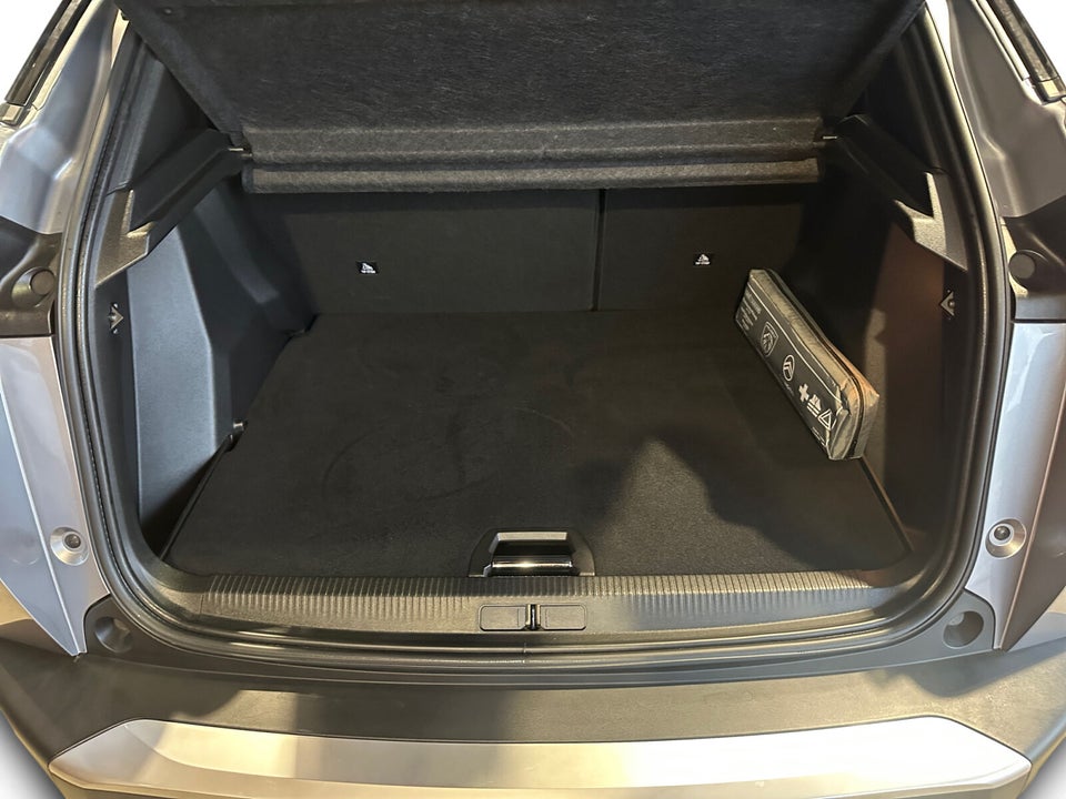 Peugeot e-2008 50 Allure 5d