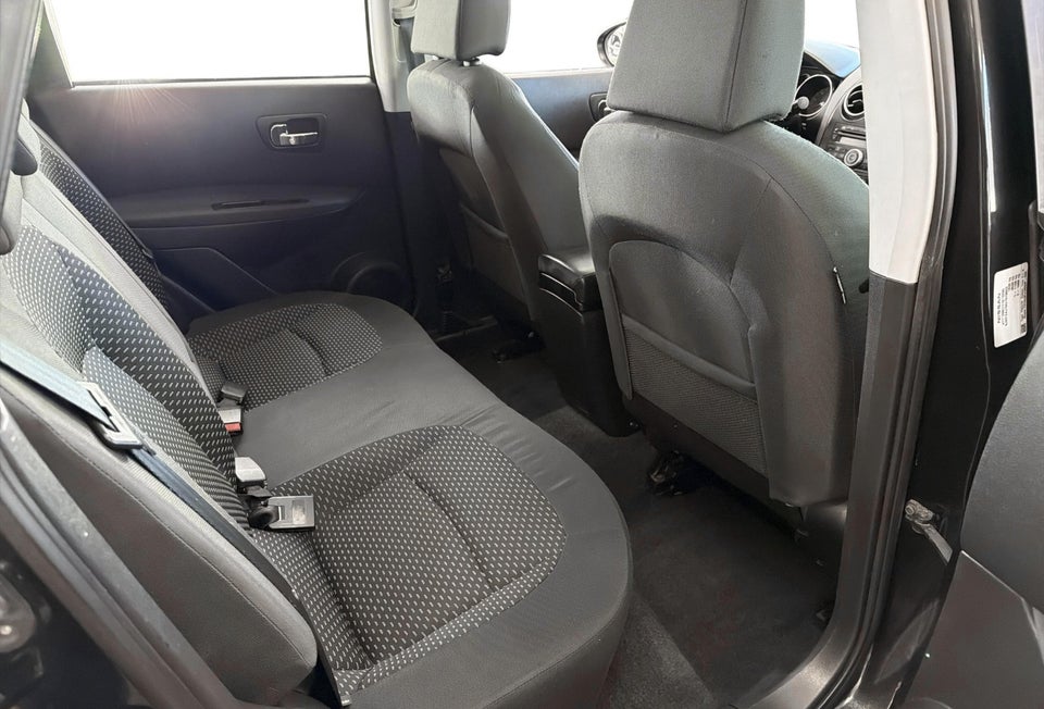 Nissan Qashqai 1,6 Tekna 5d