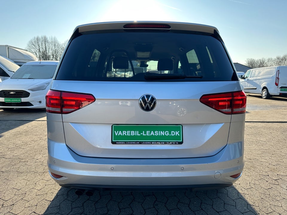 VW Touran 2,0 TDi 150 Comfortline DSG Van 5d