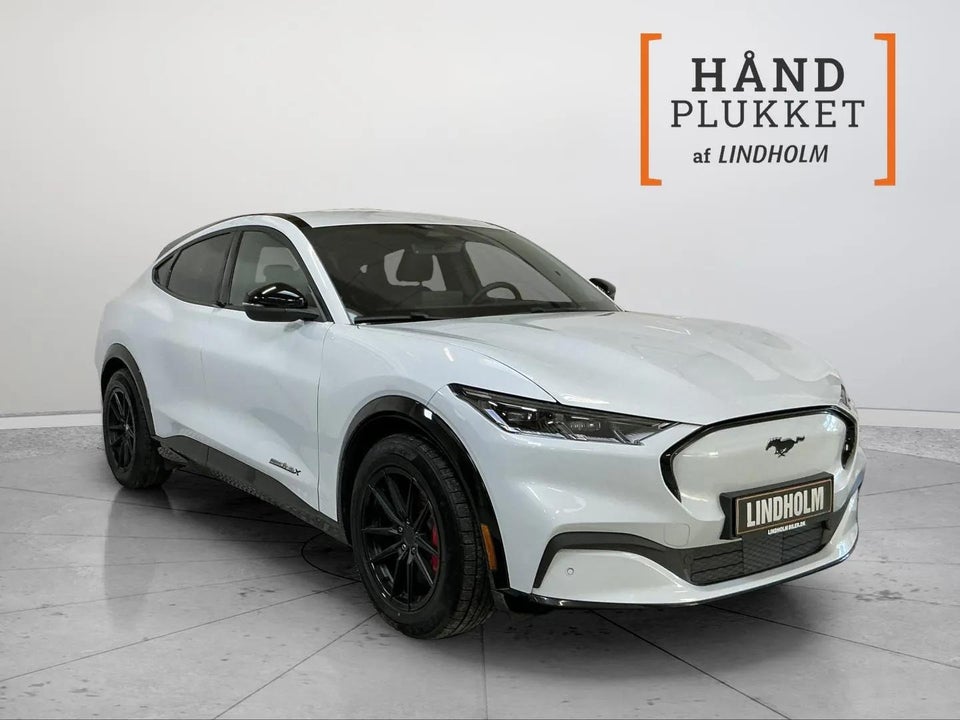 Ford Mustang Mach-E 98 Extended Range AWD 5d