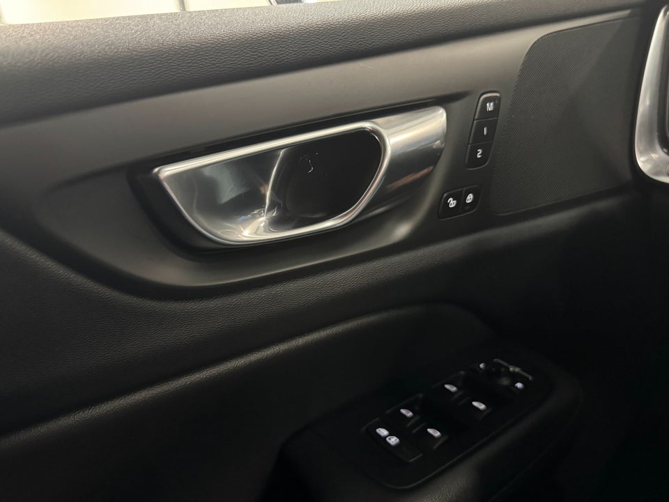 Volvo V60 2,0 B4 197 Plus Bright aut. 5d