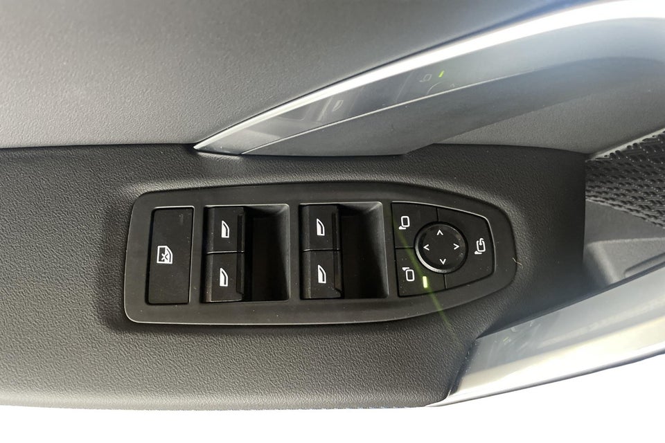 BMW iX1 eDrive20 M-Sport 5d