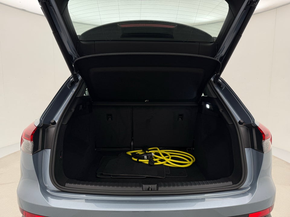 Audi Q4 e-tron 40  5d