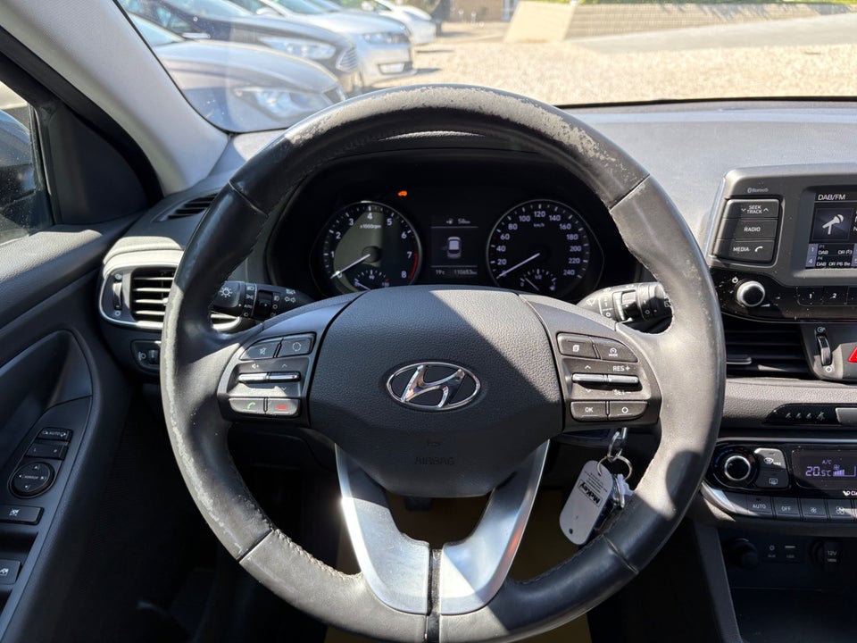 Hyundai i30 1,0 T-GDi Life+ 5d