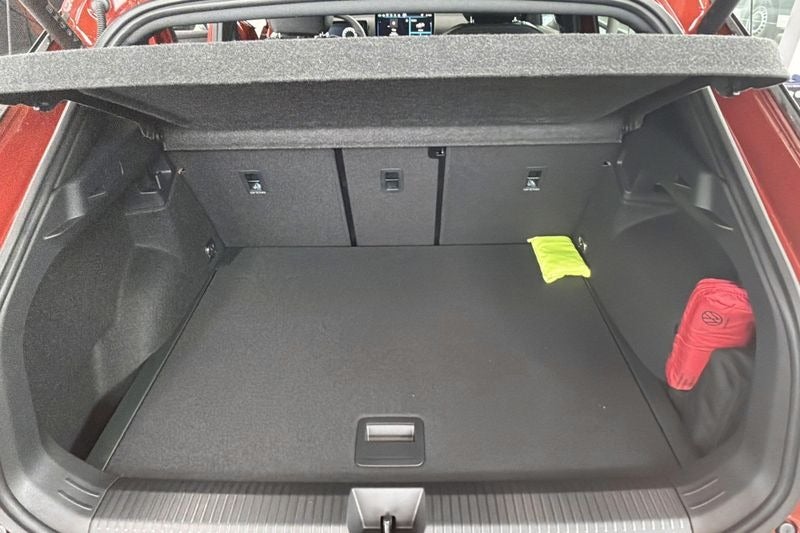 VW T-Roc 1,5 eTSi 150 R-line DSG 5d