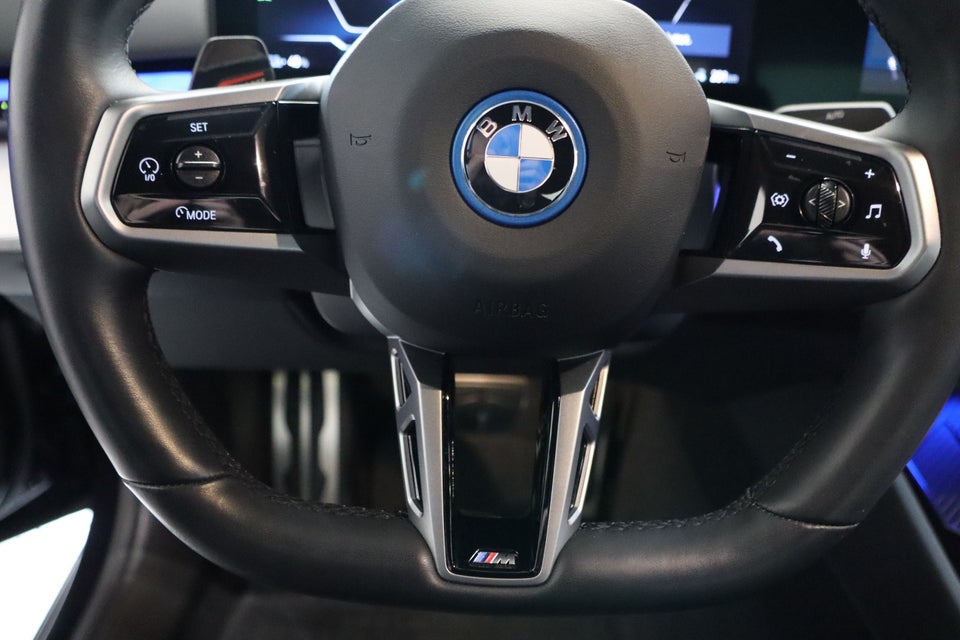 BMW i5 eDrive40 M-Sport 4d