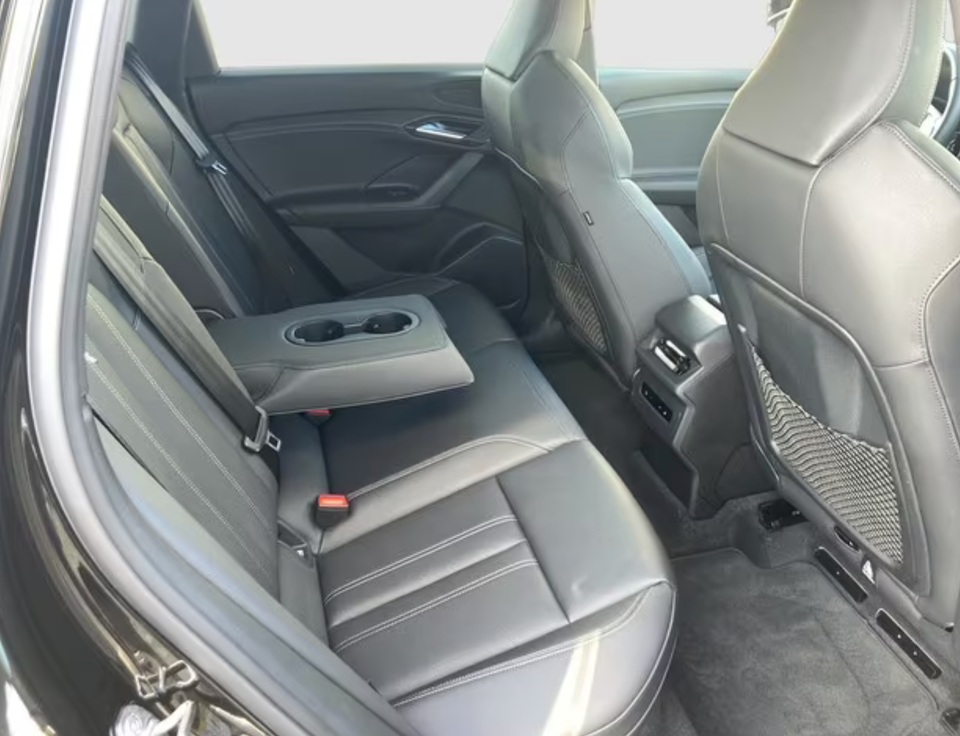 Audi Q6 e-tron Ultra quattro 5d