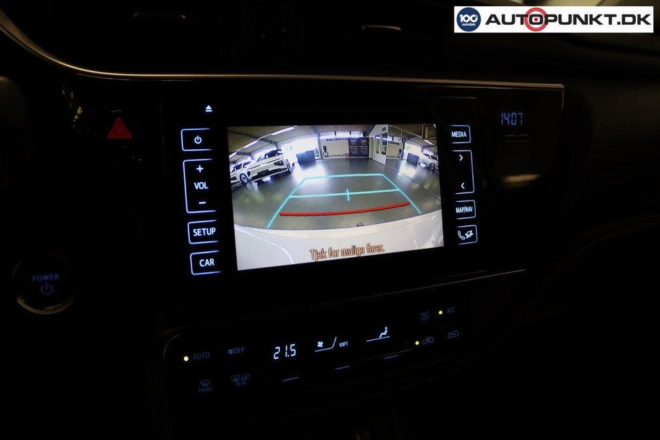 Toyota Auris 1,8 Hybrid H2+ CVT 5d