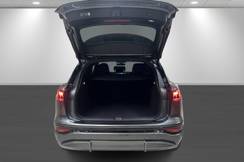 Audi Q6 e-tron S-line plus performance 5d
