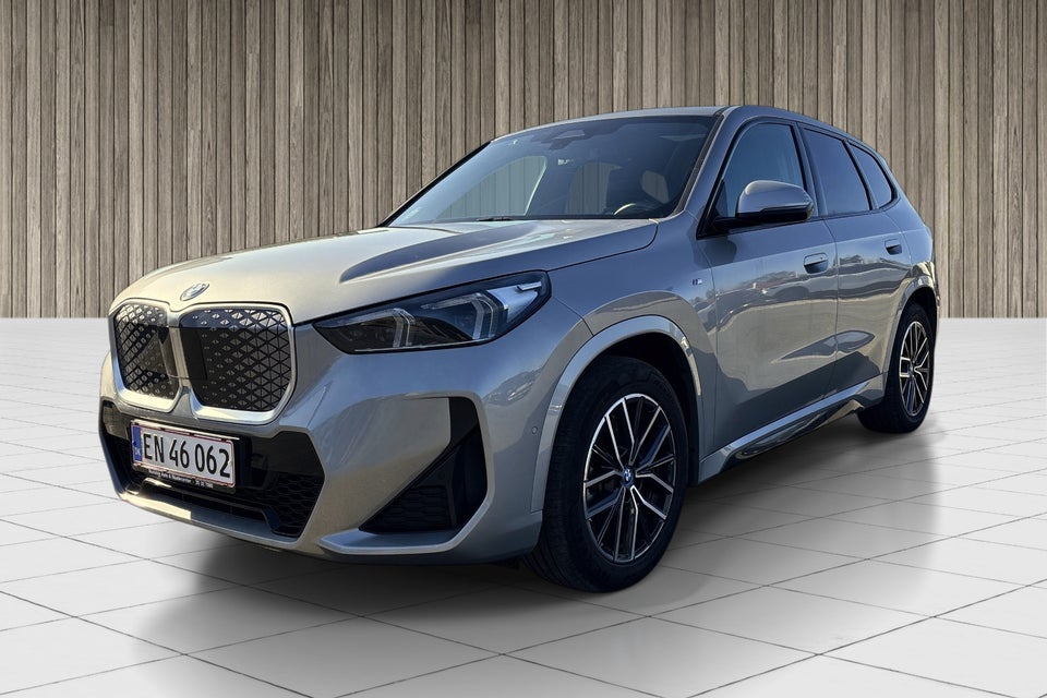 BMW iX1 xDrive30 M-Sport 5d