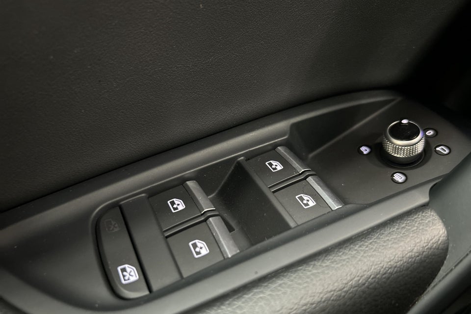Audi Q5 50 TFSi e S-line quattro S-tr. 5d