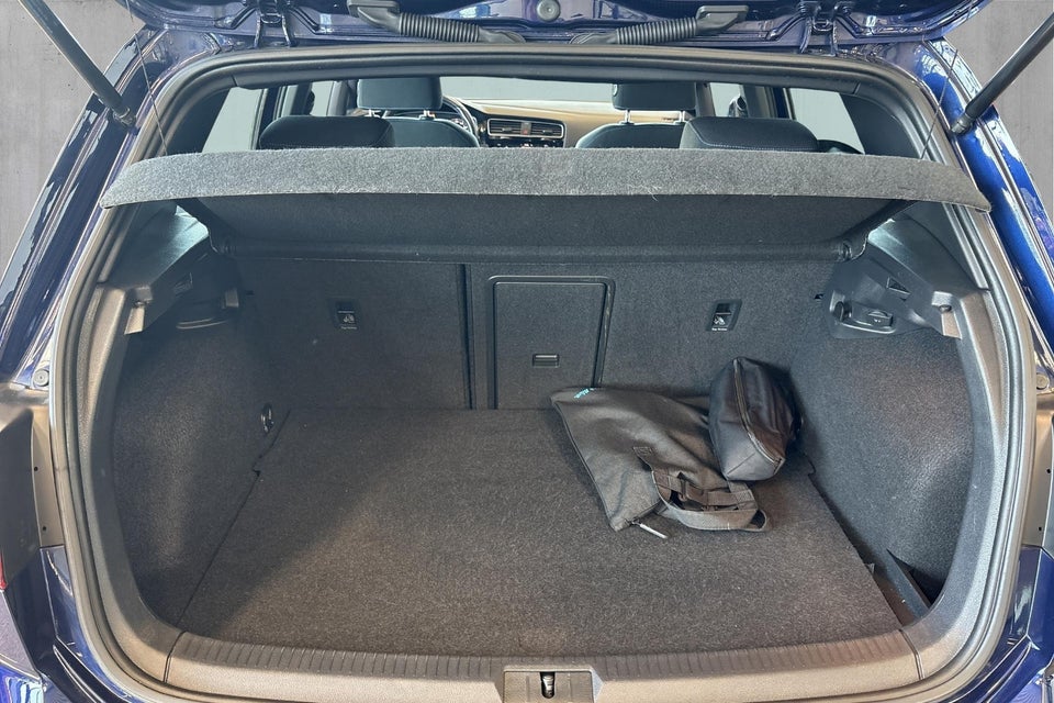 VW Golf VII 1,4 GTE DSG 5d