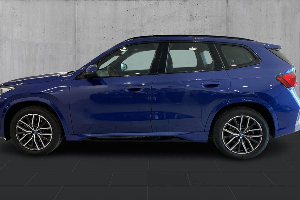 BMW iX1 xDrive30 M-Sport 5d