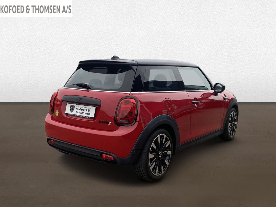 MINI Cooper SE Essential 3d