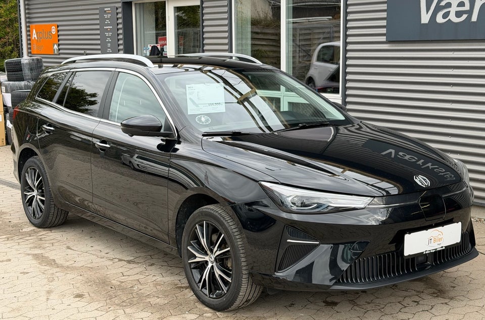 MG MG5 61 Luxury 5d