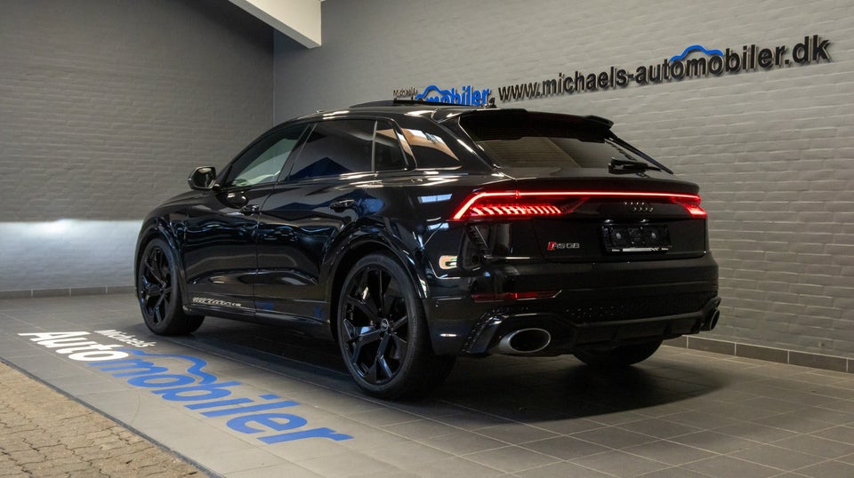 Audi RS Q8 4,0 TFSi quattro Tiptr. Van 5d