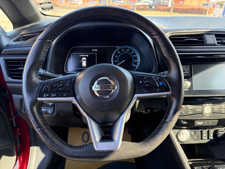 Nissan Leaf 40 Tekna 5d