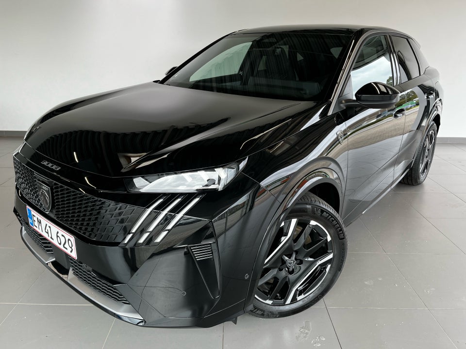 Peugeot e-3008 77 GT Pack 5d