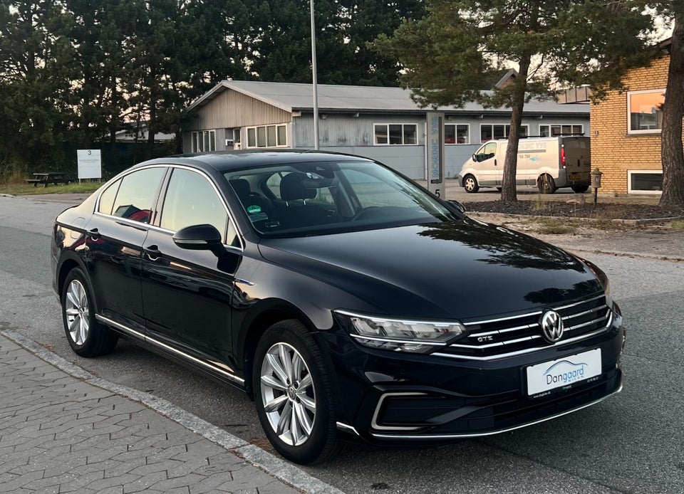 VW Passat 1,4 GTE+ DSG 4d