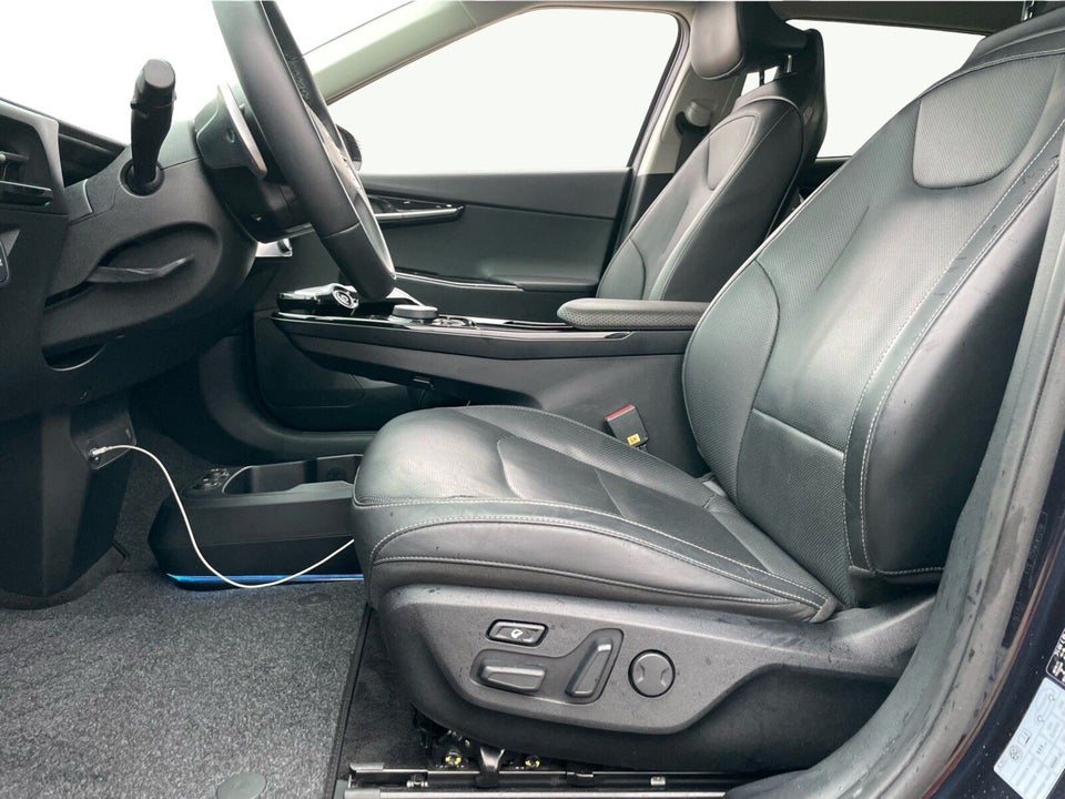 Kia EV6 77 Long Range Upgrade 5d