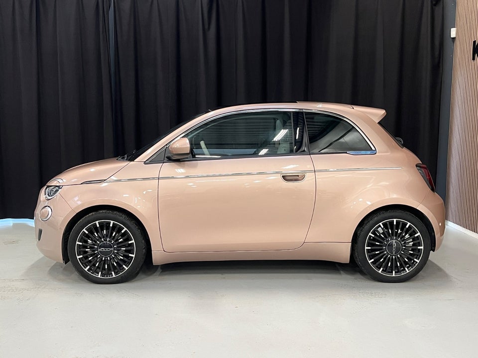 Fiat 500e 42 la Prima Sky 3d