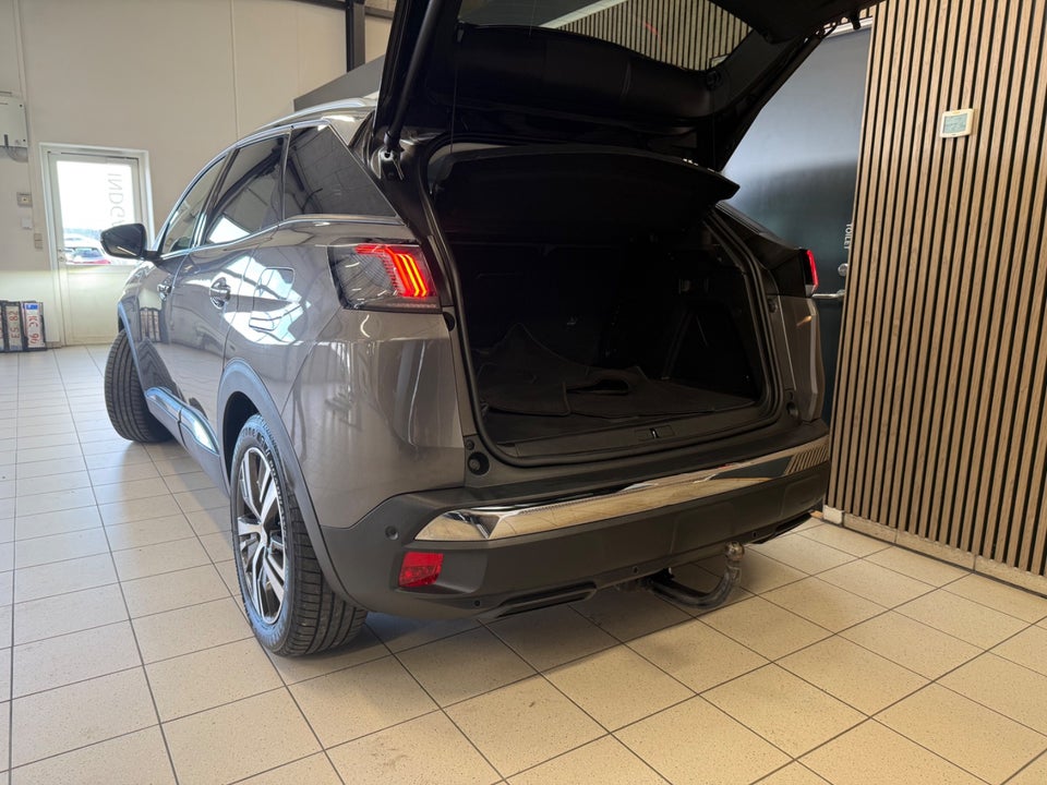 Peugeot 3008 1,6 Hybrid Allure EAT8 5d