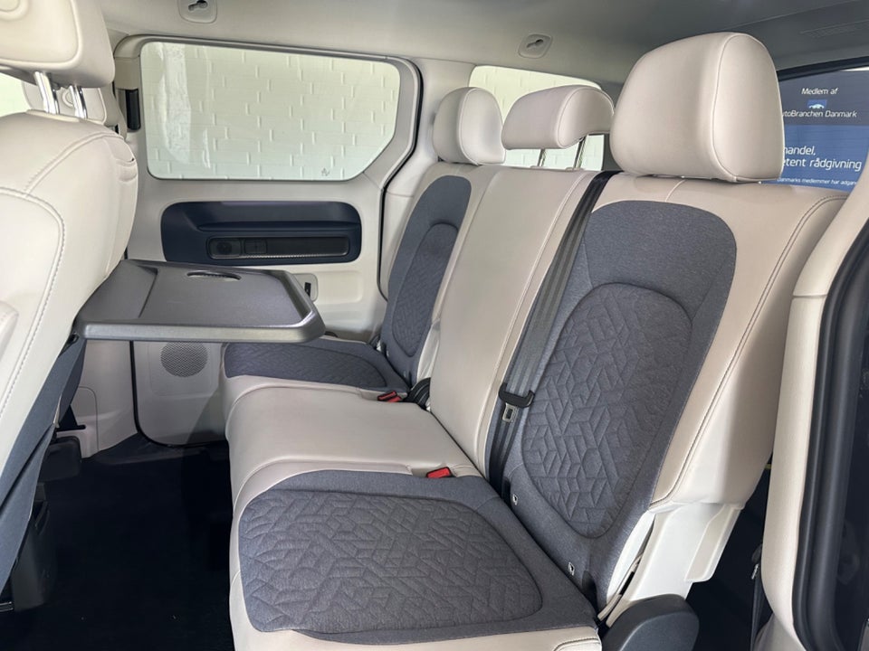 VW ID.Buzz 77 Style SWB 5d