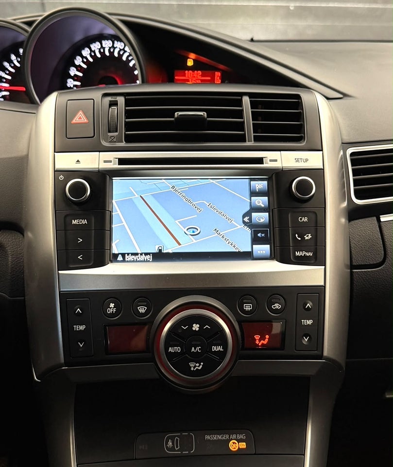 Toyota Verso 1,8 VVT-i T2 Touch 7prs 5d
