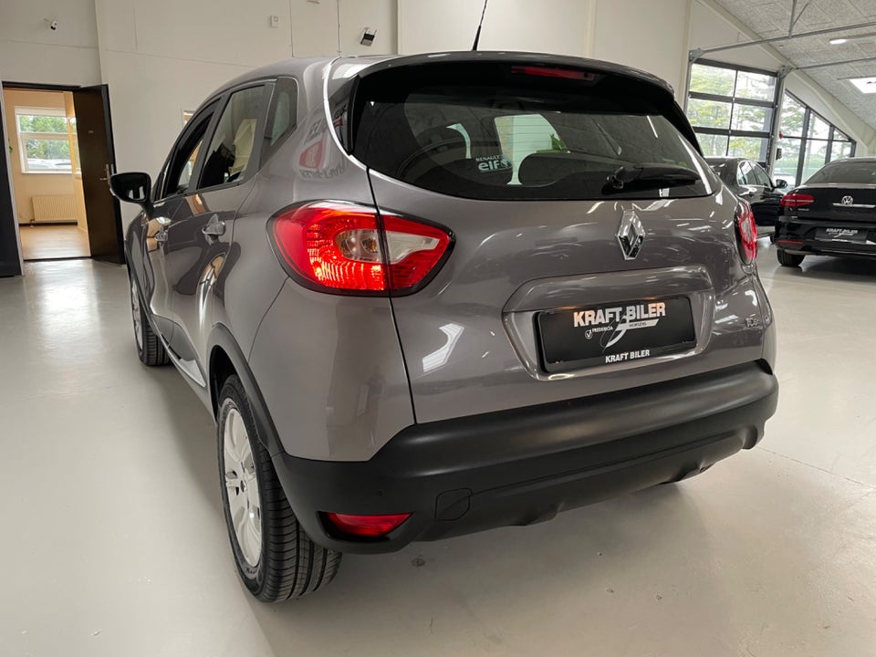 Renault Captur 0,9 TCe 90 Expression 5d