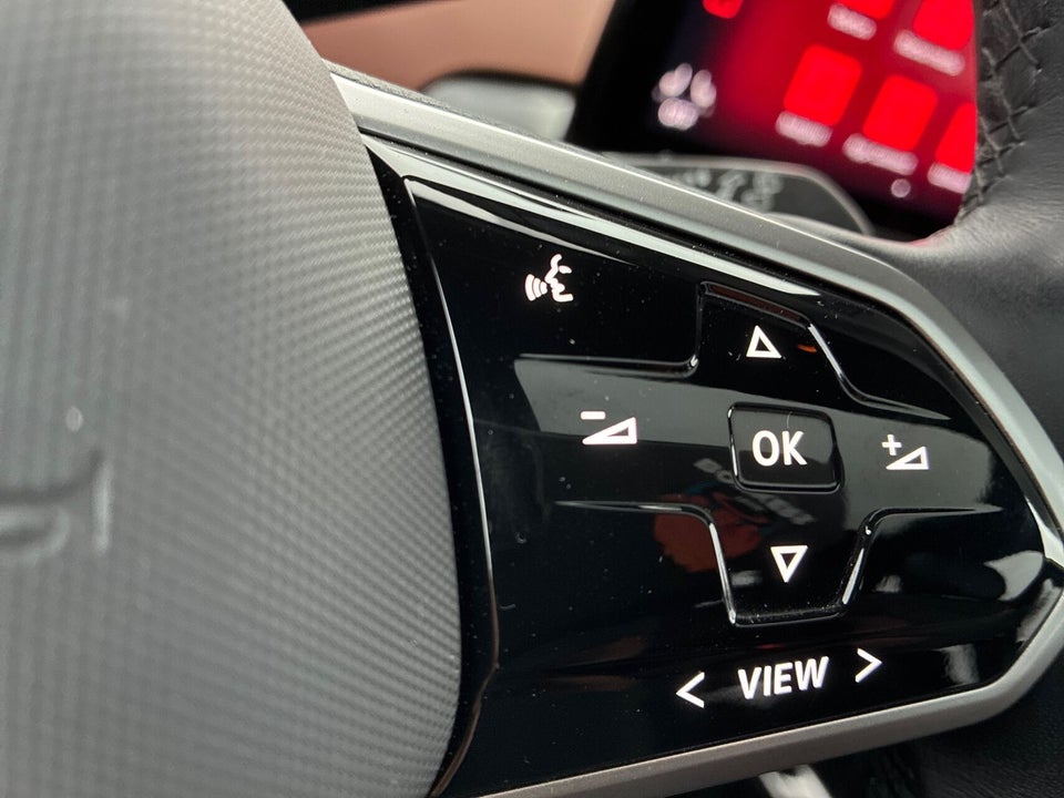 VW ID.4 77 Family Performance 5d