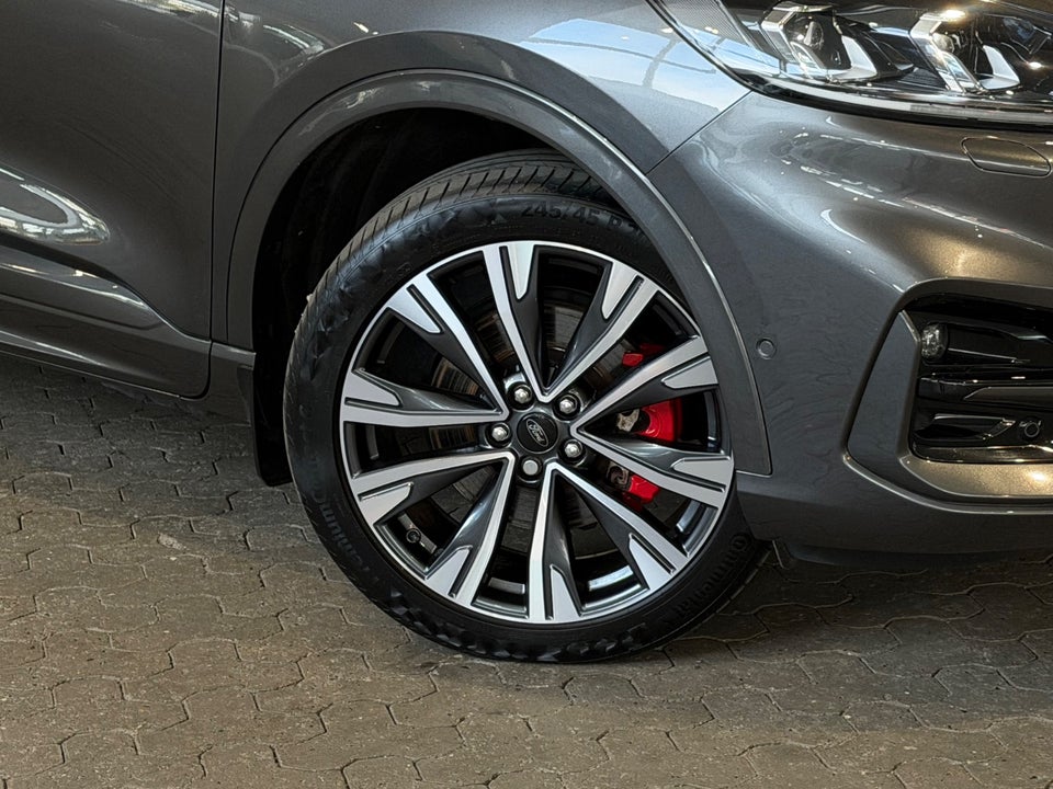 Ford Kuga 2,5 PHEV ST-Line X CVT 5d