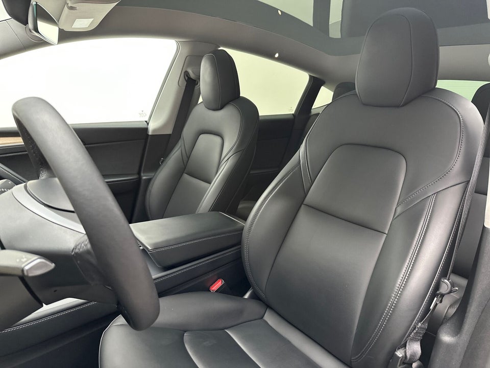 Tesla Model Y Long Range AWD 5d