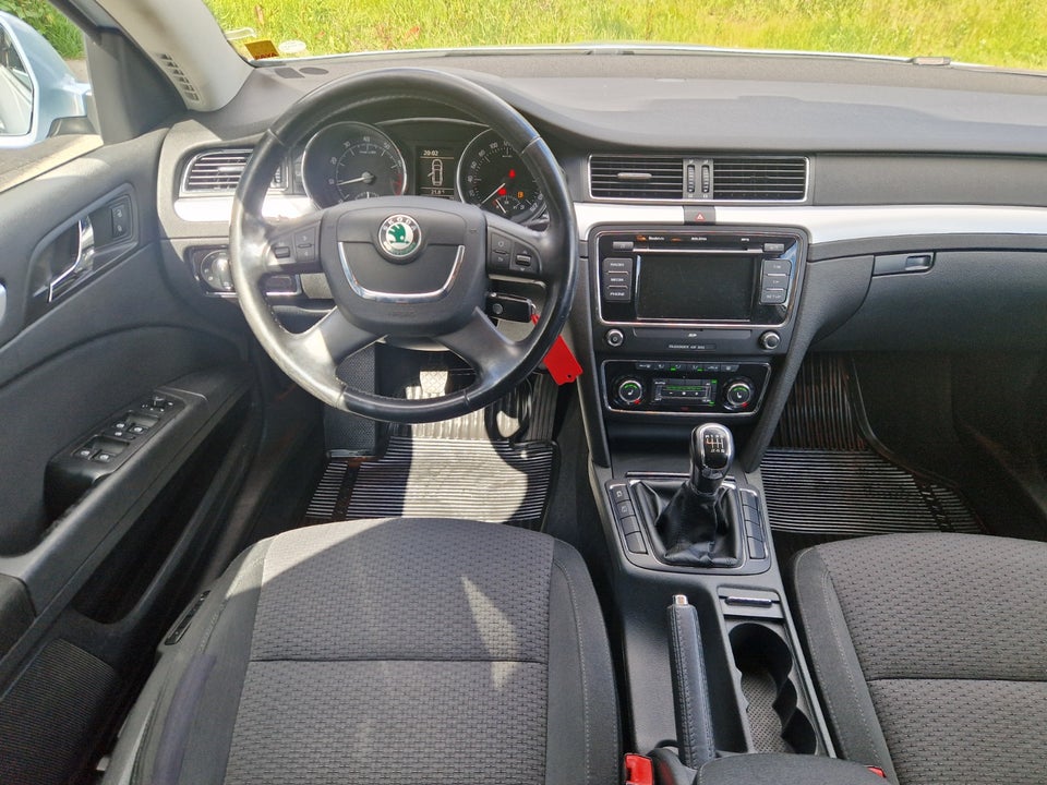 Skoda Superb 1,8 TSi 160 Elegance Combi 5d