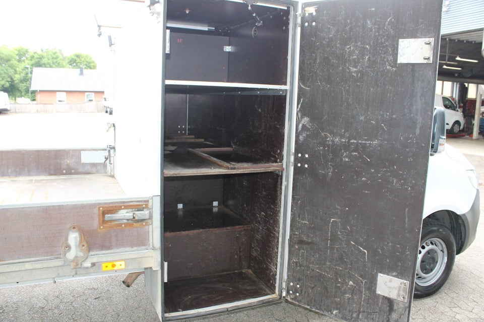 Mercedes Sprinter 316 2,2 CDi A3 Chassis RWD 2d