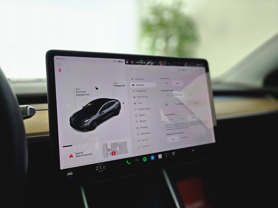 Tesla Model 3 Performance AWD 4d