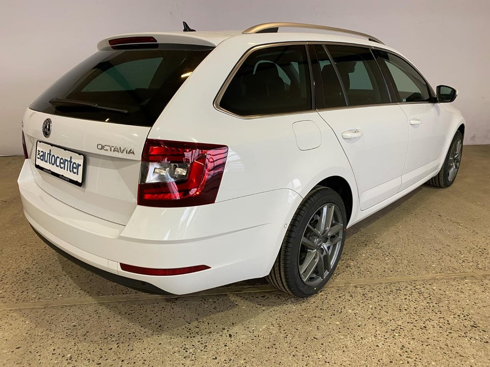 Skoda Octavia 2,0 TDi 150 Style Combi DSG 5d