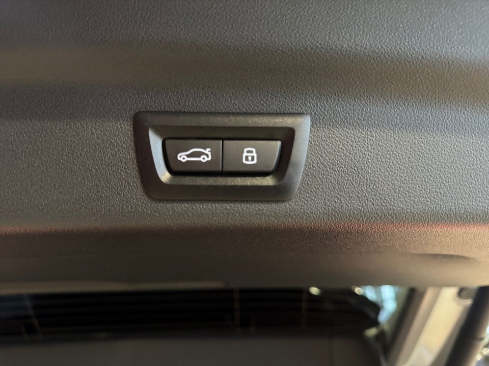 BMW iX1 xDrive30 M-Sport 5d