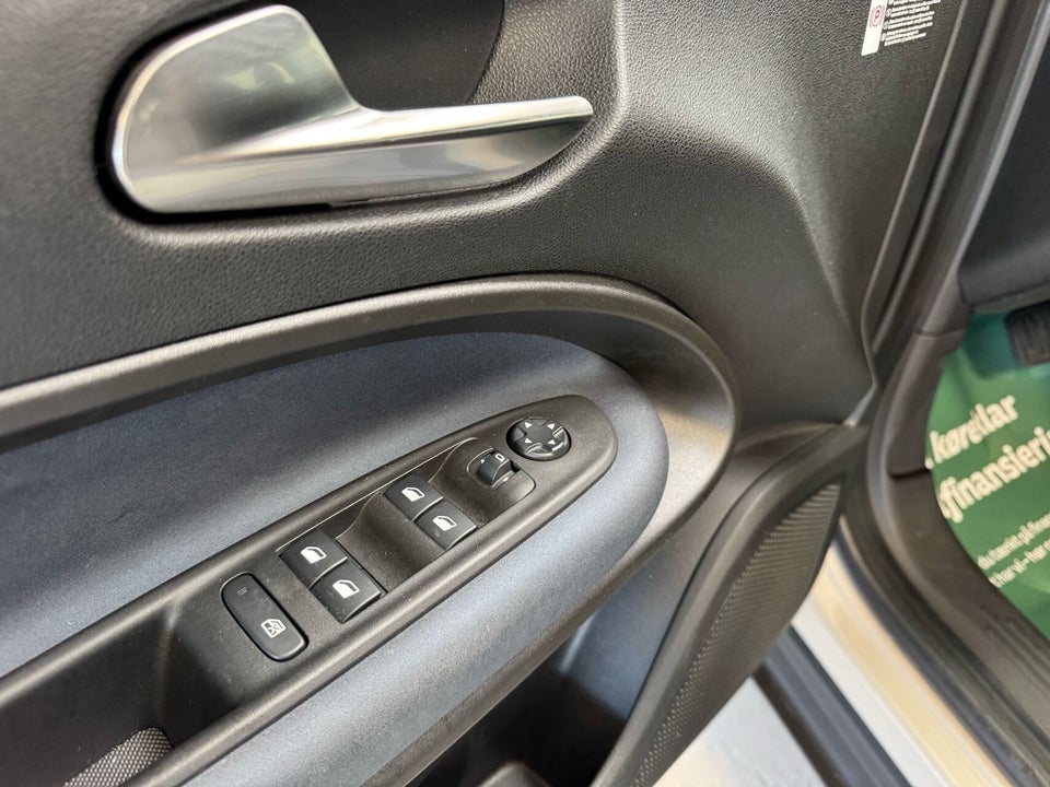 Alfa Romeo Junior Elettrica Core 5d