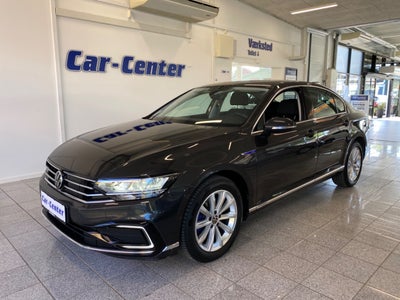 VW Passat 1,4 GTE High DSG 4d